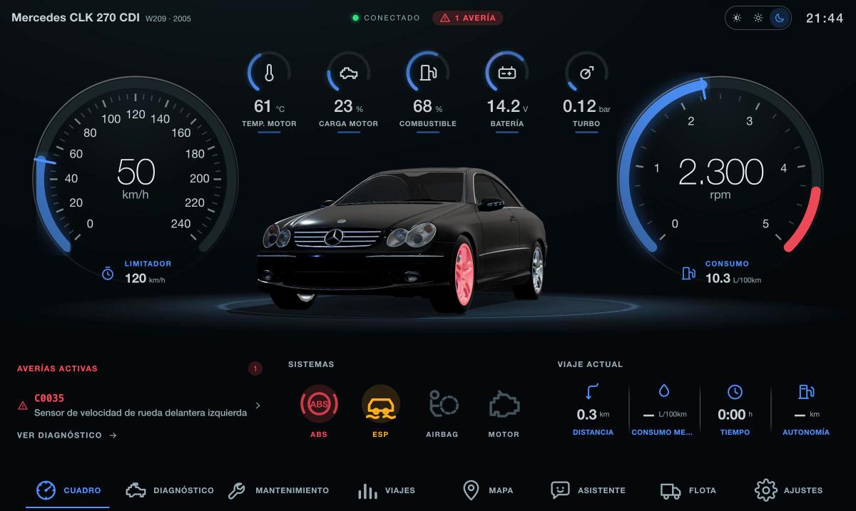 Cuadro de VehicleOS: la rueda delantera izquierda aparece resaltada en rojo tras detectarse el código C0035, con un aviso emergente en la esquina superior derecha.